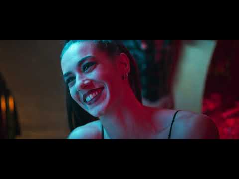 Video thumbnail for Blue Jeans
