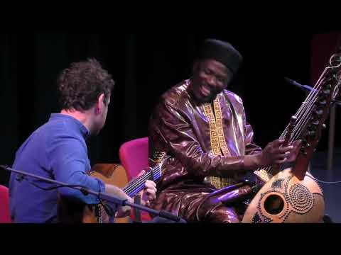 Ballaké Sissoko (kora) and Derek Gripper (guitar) astounding improvised performance at SOAS 2022