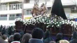 preview picture of video 'Reverencias en las 3 cruces Jesus Nazareno Zamora 08'