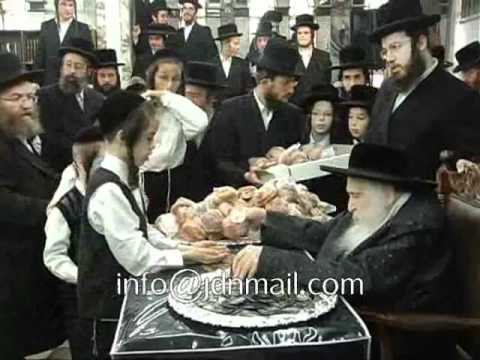 Chanukah 5771 With Shomrei Emunim Rebbe