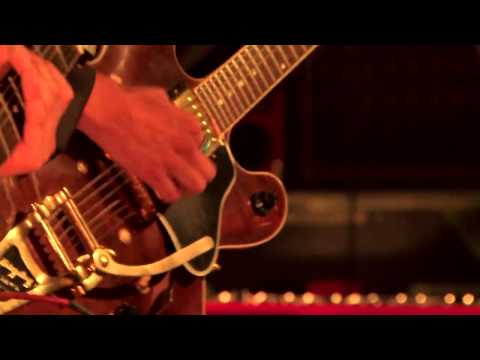 Chicha Dust - Como Un Ave (Live at Les Escales 2013)