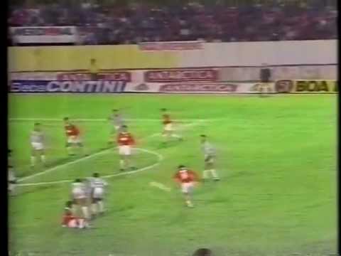 Internacional 1 x 1 Bragantino - Campeonato Brasil...