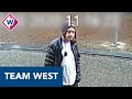 'Dit is een overval. Haal het geld uit de kassa.' - Team West