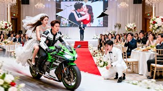 Download lagu 💔On her wedding day, fiancé cheats with stepsister—she marries a CEO who loved her for 10 years! mp3