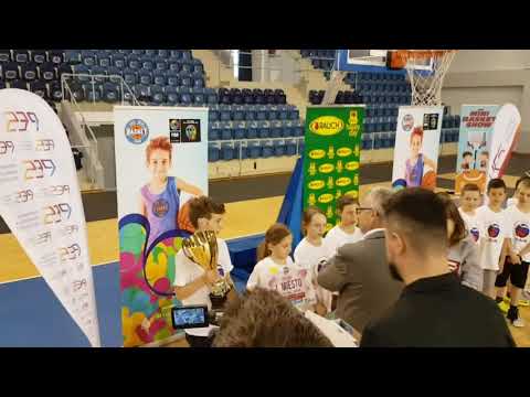 ZŠ J. Fándlyho Sereď - víťazi celoslovenského finále SBA Minibasketshow