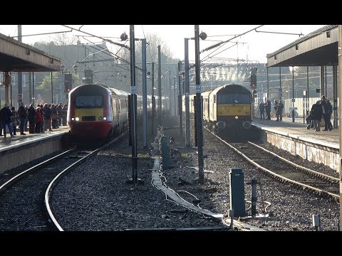 Side by side 43299 & 47804 at York 30/11/2019