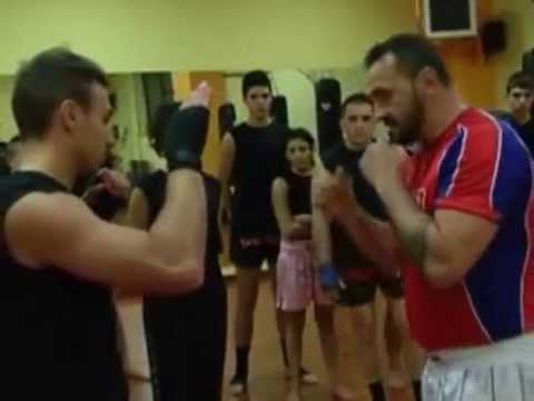 ONDA TG 11.01.2013 - KICK BOXING LEZIONE RICCARDO BERGAMINI