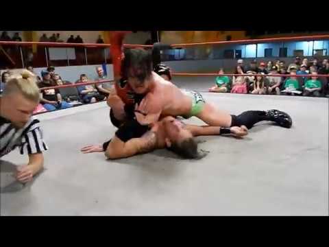 Dylan Davis vs Cody Blayde