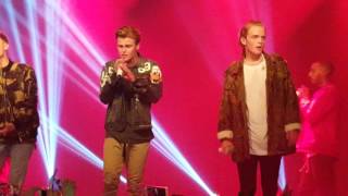 Door rood~ B Brave, de melkweg ♡