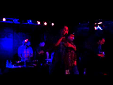 Dj Fede Feat. Tyrelli & TommySmoka e Tormento - Una Sola Ragione live @ Legend 54, Milano.avi