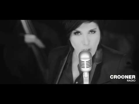 Crooner Radio Video