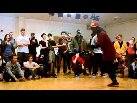 Da B-boy/girl Cyphers - Birmingham Breakfest 2011 (11