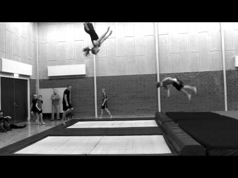 Sara strakt fullfull