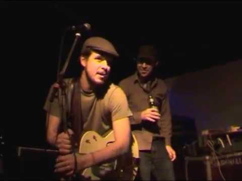 Fly Pan Am  23/11/04  Montreuil (Paris), Instants Chavirés