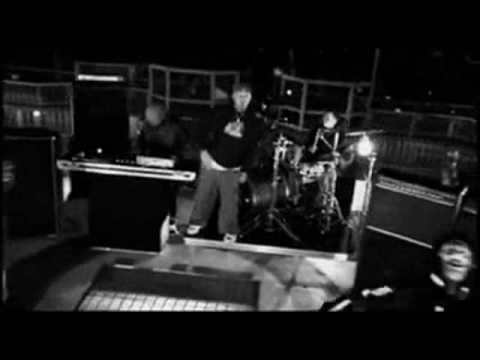 Limp Bizkit Vs. The Prodigy - Rollin' Voodoo People (Pendulum Remix)