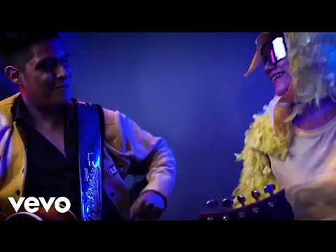 Conjunto La Industria Norteña - El Gallinazo (La Gallinita )
