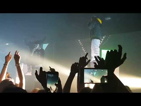 mokuba - BRICKCHAIN ft. Tj_beastboy mit John on a Mission (live in köln @ Cybergen Impact 1)