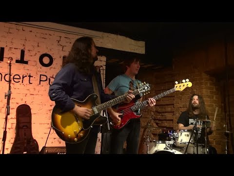 KULESH JAM - 8. "BACKSTAGE BAND"