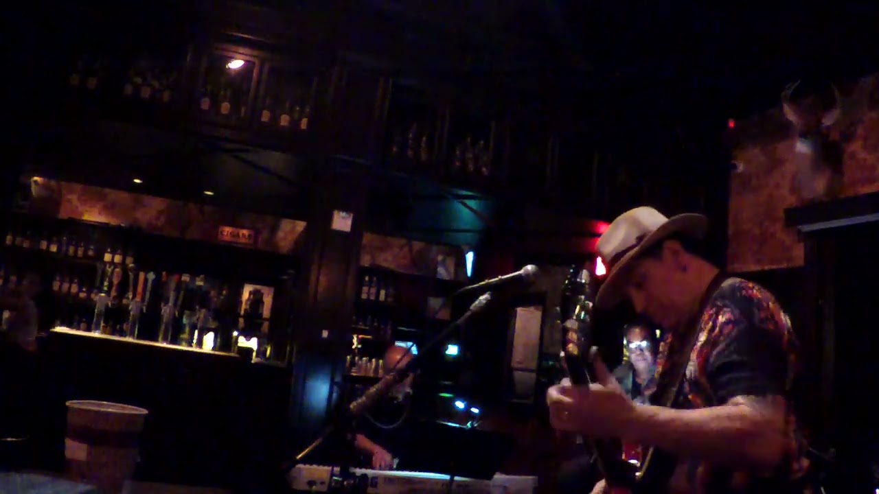 Promotional video thumbnail 2 for The Blues Gypsys