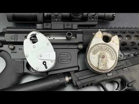 [893]戰鬥測試Chubb "戰艦 "掛鎖。 ([893] Battle Testing a Chubb “Battleship” Padlock)