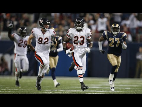 Devin Hester return 2 kickoffs and sets an NFL Record 2006 vs Rams (4K)
