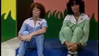 Parchis "ayúdale "1982