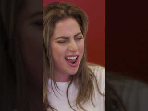 Lady Gaga sings ‘Shallow’ at a table read