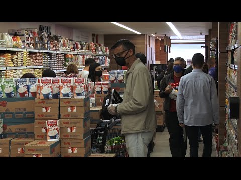 Com a grande procura das pessoas por supermercados, como fica o distanciamento social?