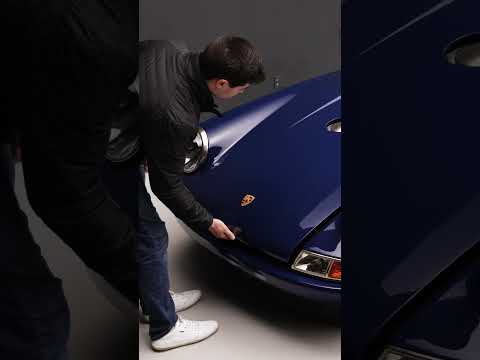 1993 Porsche 911 Carrera 2 "Fiona" by Singer