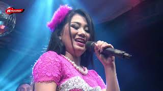 Download lagu DITINGGAL RABI   AYU ARSYTA NEW PALLAPA 2017 (GUWE) GEGUNUNG WETAN REMBANG mp3