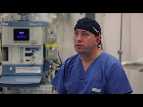 Proktolog, dr Łukasz Gmerek o leczeniu choroby hemoroidalnej.