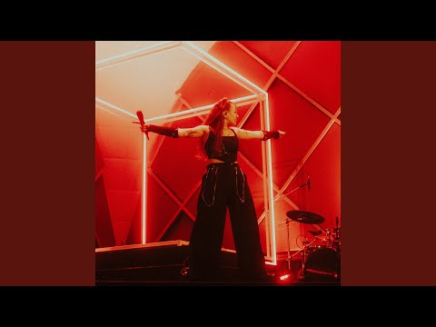 Video thumbnail for Suas Linhas (Ao Vivo)