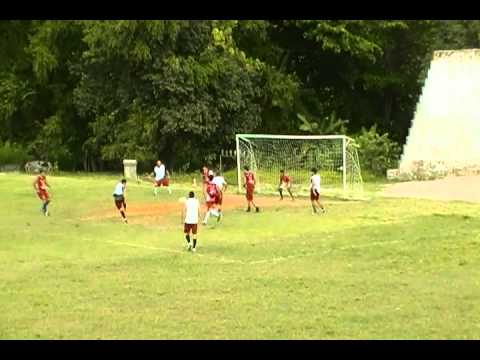 racha da amizade fortaleza Gol Ivanzinho em 13.8.2011.MP4