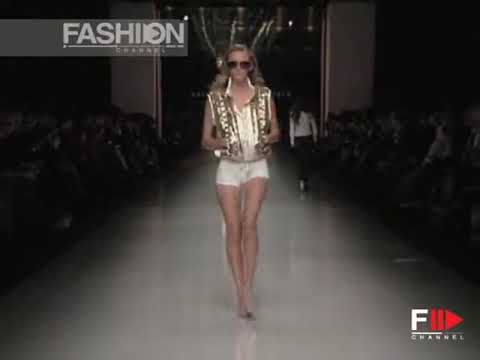 Fashion Show "Valentin Yudashkin" Spring Summer 2008 Pret a Porter Milan 2 of 5 by Fashion Channel