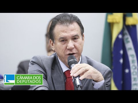Ministro do Trabalho debate fim da jornada 6x1 - 07/05/2025
