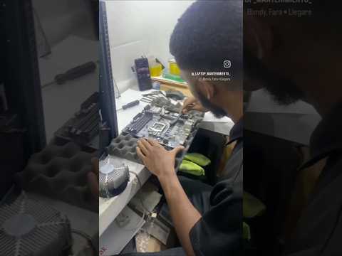 Un usuario restaura un ordenador de hace 20 años y le añade tanta memoria que podría instalar todos