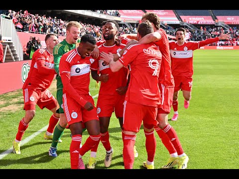 CRAZIEST GOAL EVER!?! 😱 Kellyn Acosta Scores Windy City Game-Winning Goal from Midfield!