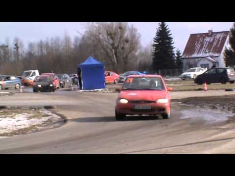 III RUNDA WLTA / WLR 2013 FORD ESCORT 1.8