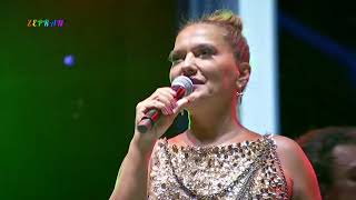 Demet Akalın - Hayalet (Zepran Remix Konser Klip)