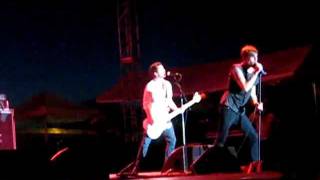 Blindside - Pitiful / Cute Boring Love