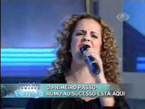 Thaís Fonseca interpreta I Hear You Call