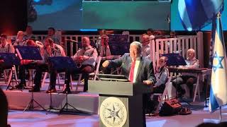 השר בן גביר בטקס הרמת כוסית במשטרה (חדשות ערוץ 7) - התמונה מוצגת ישירות מתוך אתר האינטרנט יוטיוב. זכויות היוצרים בתמונה שייכות ליוצרה. קישור קרדיט למקור התוכן נמצא בתוך דף הסרטון