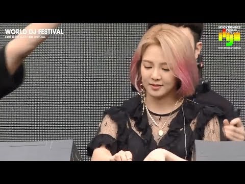 [Compilation] 180527 Hyoyeon 효연 (HYO) - World DJ Festival (Advanced's guest)