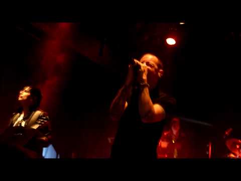 Dead By Sunrise - Fire - Live Bruxelles - 20/02/10 HD