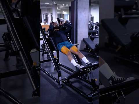 Carve your Body with Hack Squats ⚠️ #legs