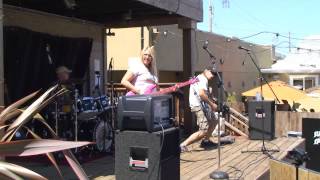 KFJC - The Mighty Surf Lords - Taipeh Tower Chase - 2013-05-18