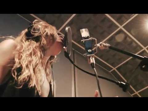Crazy in love |beyonce cover| Agata Biedziuk & Cristo Fontecilla
