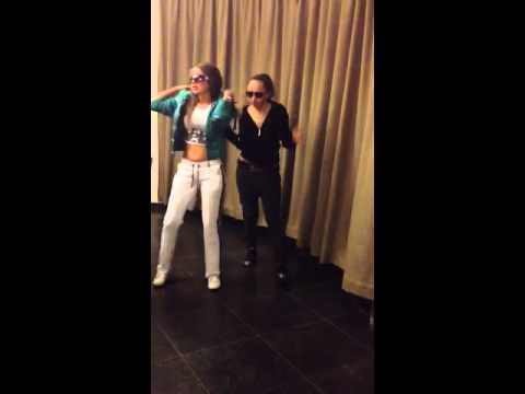 Milioni-Davai Davai by Rebecca and Rozalina