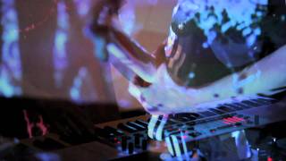 Moon Duo - Mazes (Live on KEXP)