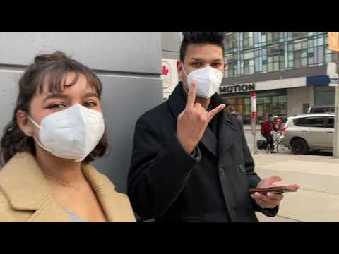Walking Around Downtown Toronto With My Cousins 12/04/2021